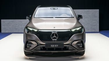 Mercedes EQE SUV